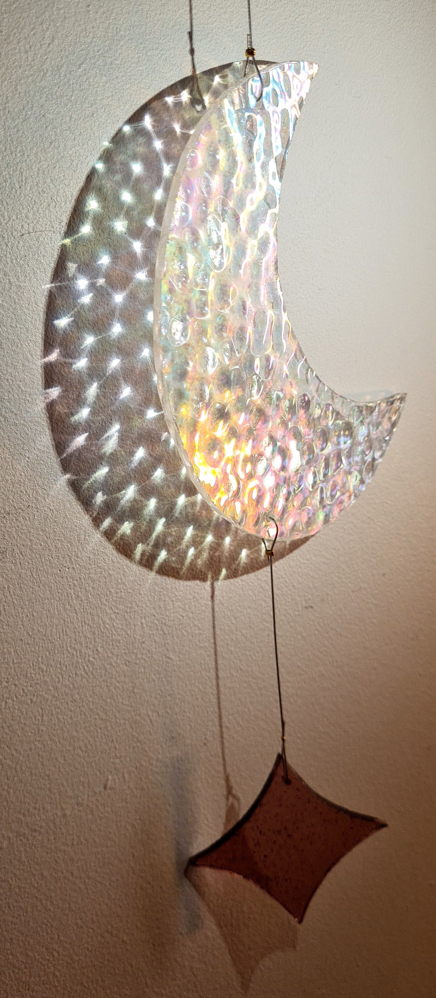 Lune et étoiles clair bullé irisé + parme