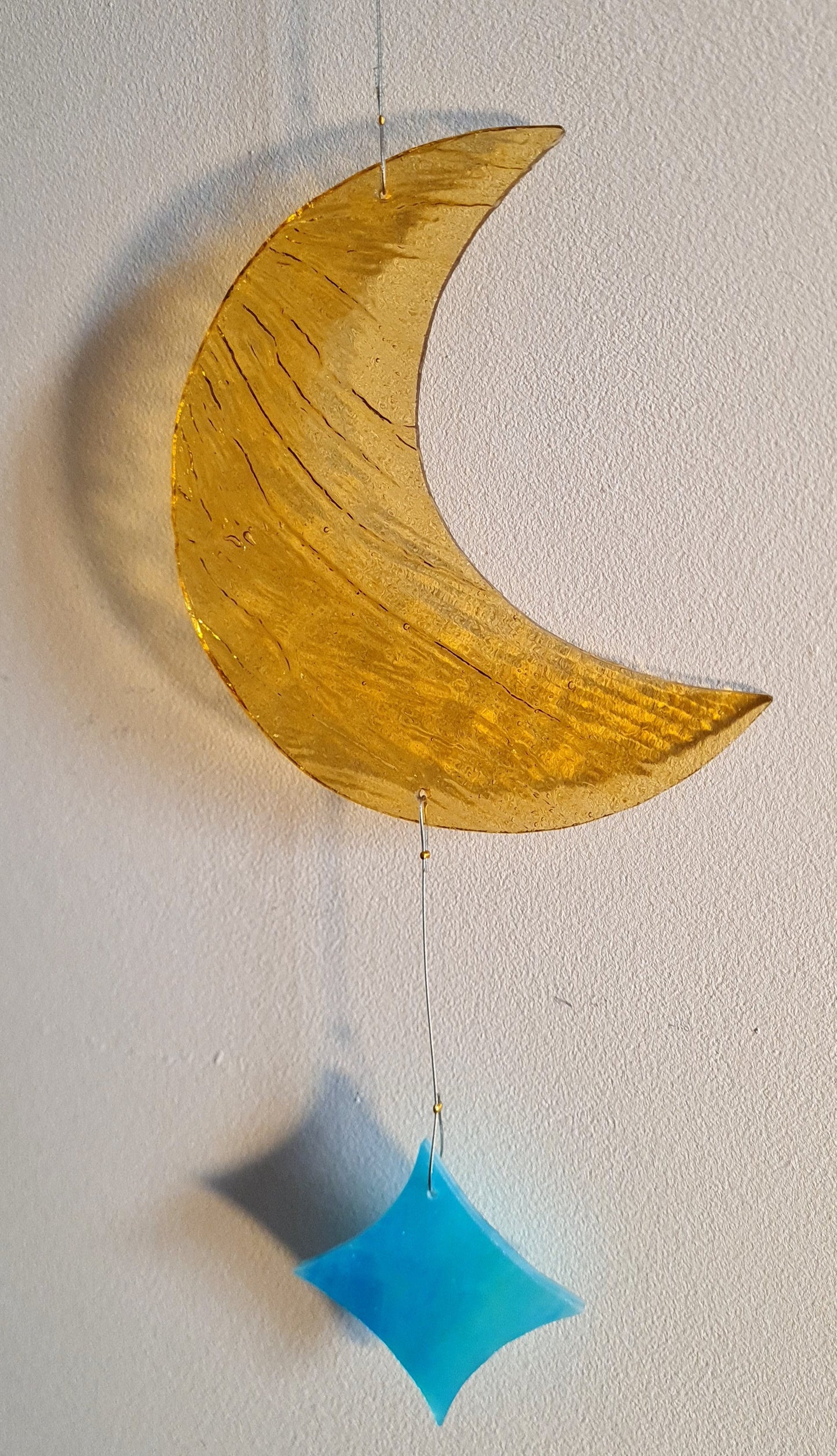 Lune et étoile doré brossé + bleu ciel irisé